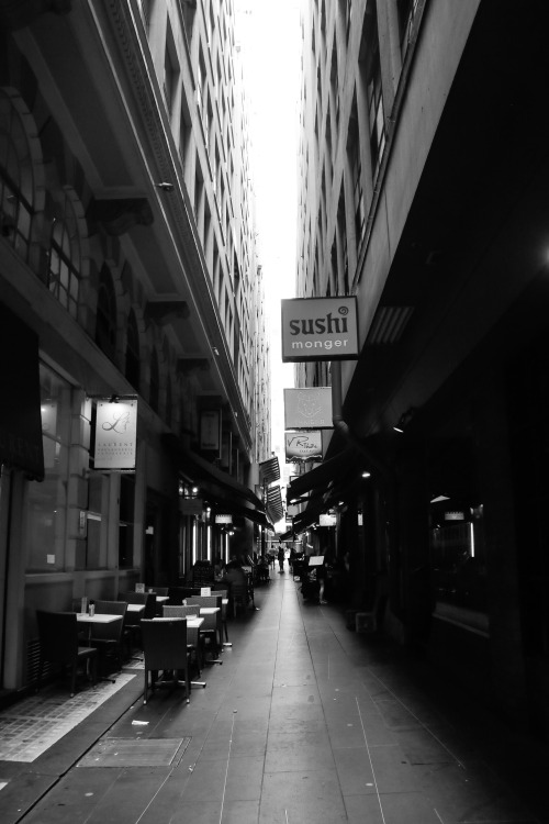 lane in Melbourne CBD 