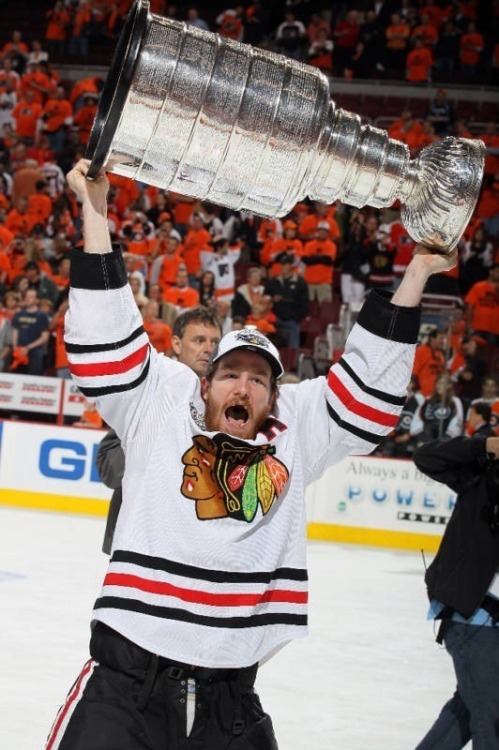 88blackhawksgirl:  1 more win boys , tonight is the night.. It’s now or never.  Play hard Skate hard  And let’s have a 2010 repeat  And bring the cup back home to Chicago    Believe in the Blackhawks ❤😭