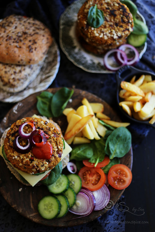 eatclean247:  Indian Styled Spicy Vegan Sweet Potato, Oats and Chickpeas Burger 
