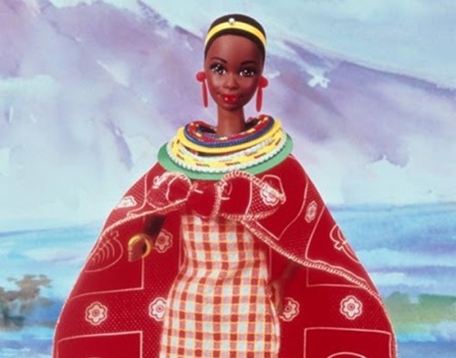 dynastylnoire:hiphopfightsplaque:bellecosby:beautiesofafrique:African barbie dolls I wish I 