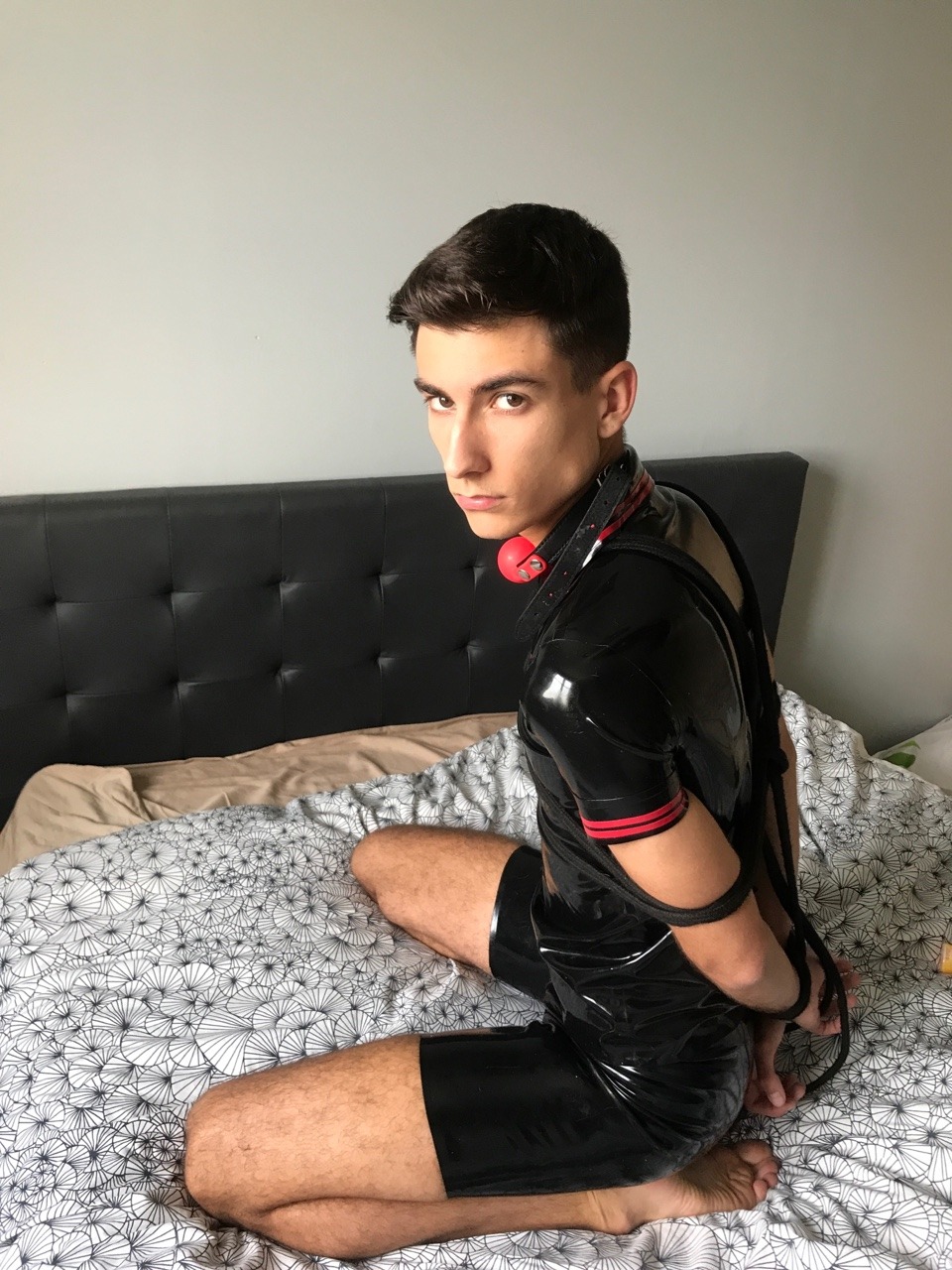 rubberax:  About to get that gag in my mouth and my head covered by a hood… https://onlyfans.com/rubbertwinksFrench kinky twinks