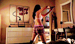 kirayukimurasource:scott and kira’s shirtless sleepover