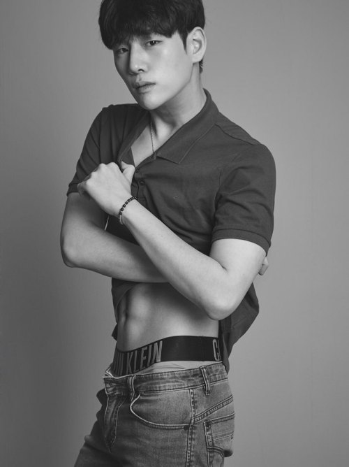 stardustmodel:  변우석 Byun Woo Seok & 김기범 Kim Ki BumCalvin Klein-My Calvin CampaignPhoto From YGKPLUS   