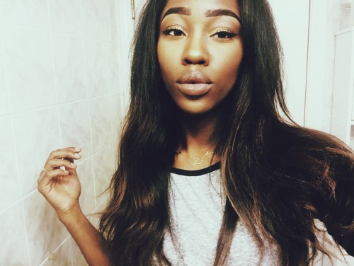 afrodesiacworldwide: TUMBLR: www.friesxo.tumblr.com Gorge