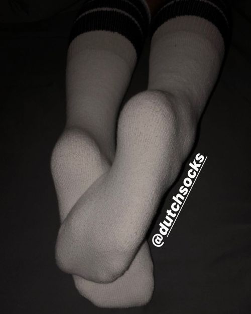 My girlfriend’s feet in white Wigwam tube socks . . . #girlsocks #girlfeet #girlfriendsocks #g