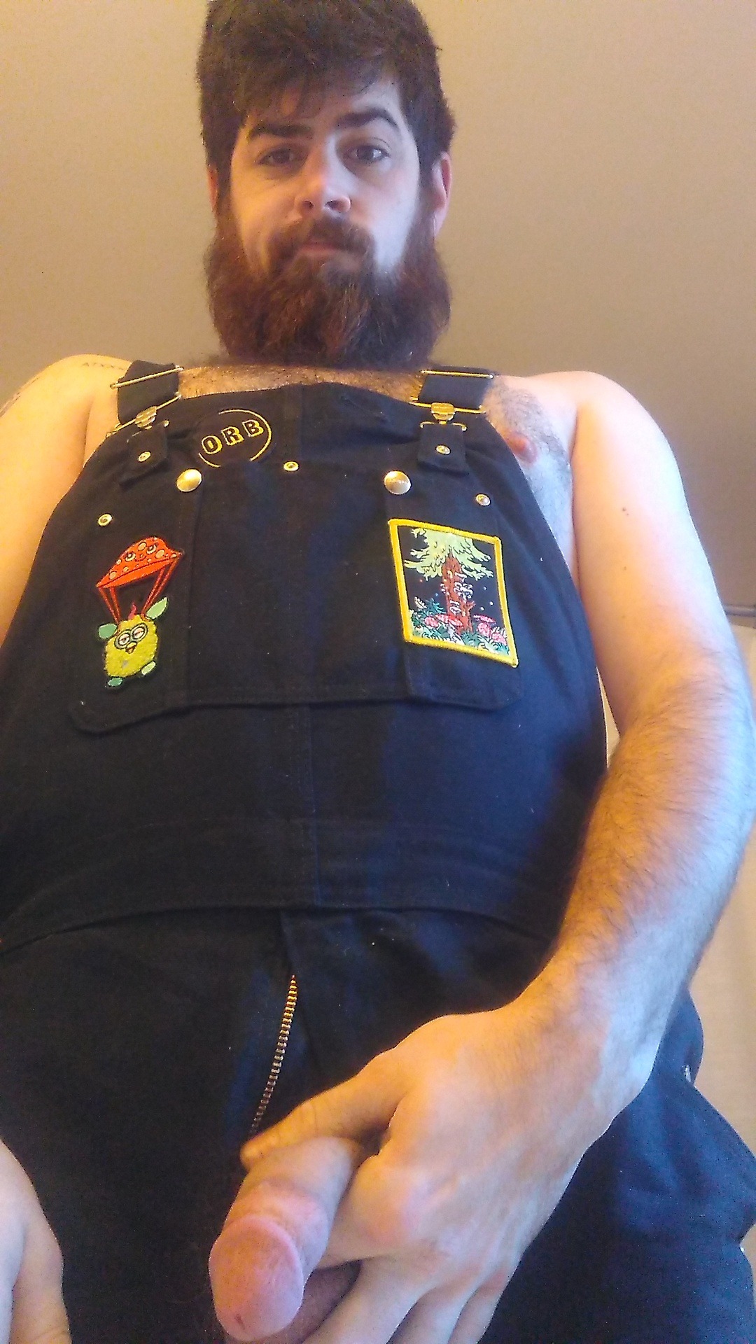 piggycubwa:  bigfagwasp:My sexy fucker @piggycubwa got me overalls for Christmas