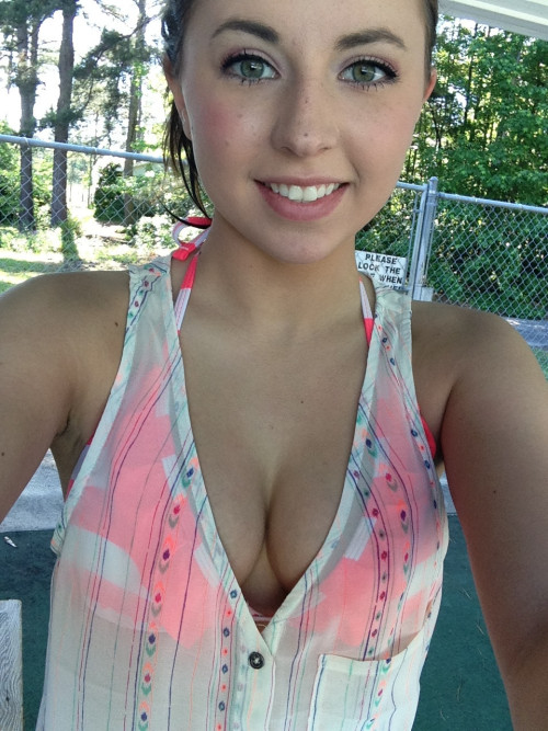 boobsandcleavage:  Boobs & Cleavage adult photos