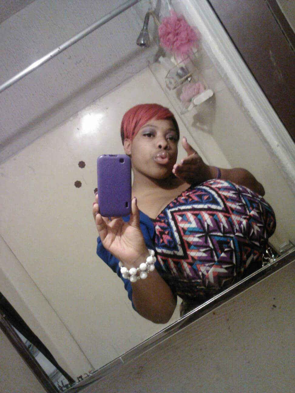 welcomeddelights:  flyazzgemini: allthetitsyoucanhandle:  Mis bus driver  Damn those
