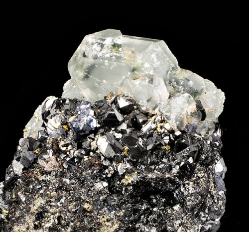 hematitehearts:  Fluorite with Sphalerite, Galena and PyriteLocality: Naica, Chihuahua, Mexico