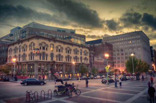 I took this photo of the Spy museum in Washington DC at dusk in September where a flock of murmurati