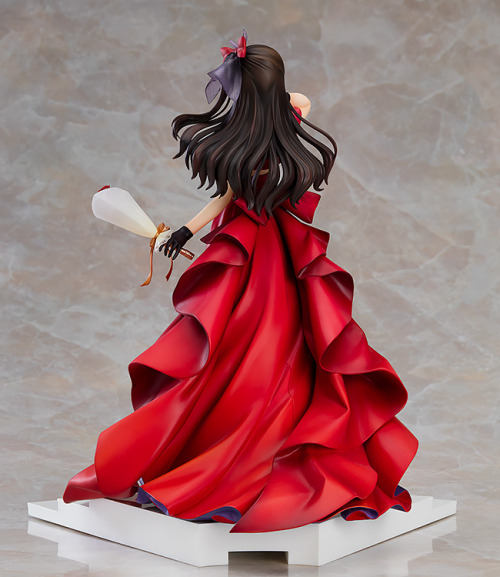 good-smile-company: セイバー 遠坂凛 間桐桜 ～15th Celebration Dress Ver.～ Premium Box https://www.goodsmile.info/ja/product/9215   セイバー ～15th Celebration Dress Ver.～ https://www.goodsmile.info/ja/product/9216   遠坂凛 ～15th