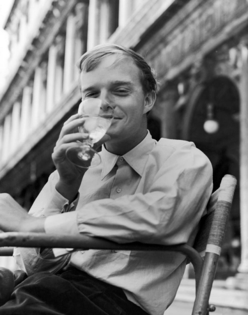 “Failure is the condiment that gives success its flavor.”Truman Capote.