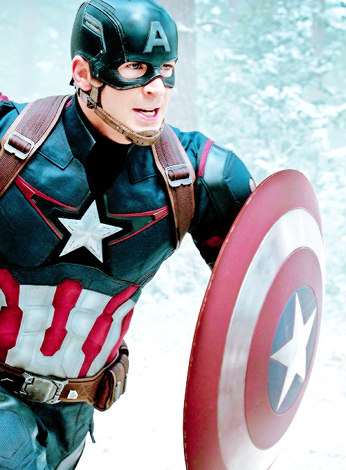 cocopines: Steve Rogers in Avengers Age of Ultron new Empire Magazine stills