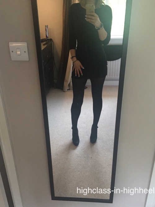 Yesterday&rsquo;s outfit and it was a little black dress, well a long tight black dress