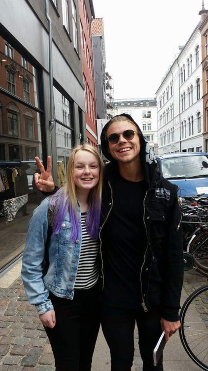 :May 12, 2015: Ashton with fans out and about in Copenhagen, Denmark // x | x | x