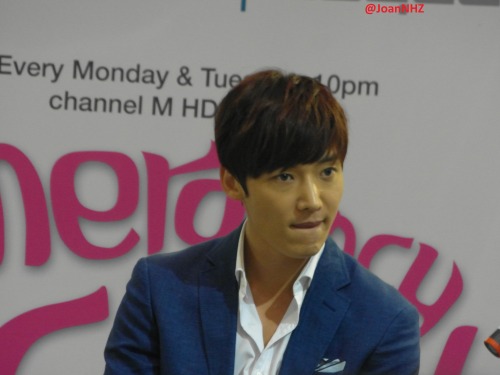 Emergency Couple Singapore Hi-5 session 15th May 2014(11)