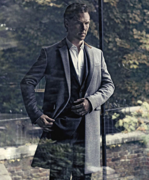 cumberbatchweb:  anna-petrichor:  Esquire by Julian Broad nov ‘13  More high res than I’d seen. 