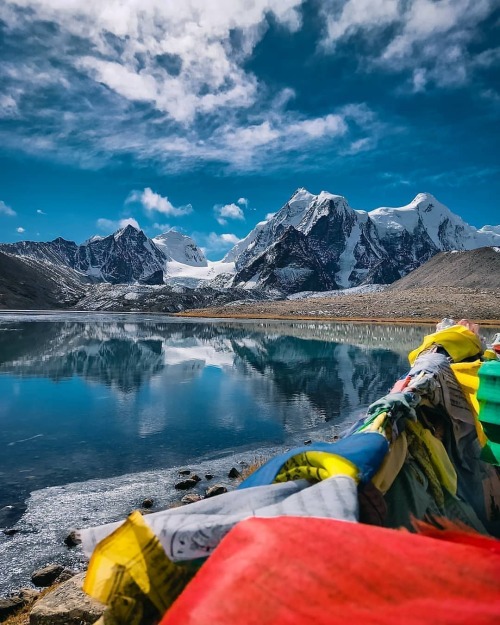 #GurudongmarLake is one of the highest lakes in the world and in India, located at an altitude of 5,