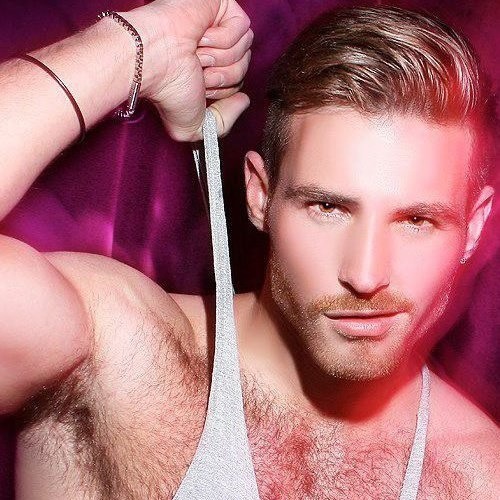 cocks-cum:  Cocks-cum.tumblr.com