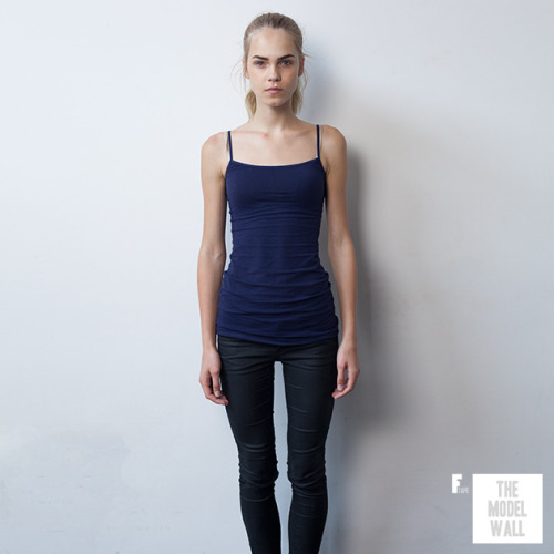 skinnybodyloveworld: she’s perfect 