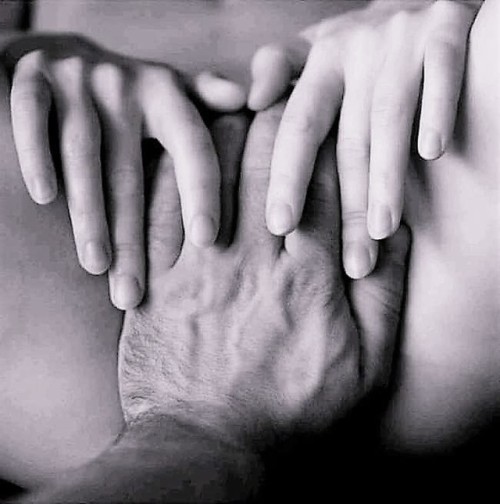 acurlygirlamy:  stackedandsensual:  His  Hand Porn.