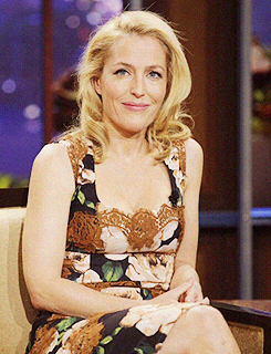 x-filesforever:andersondaily:Gillian Anderson on The Tonight Show with Jay Leno (July 22, 2013)#Gill