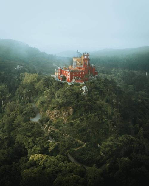  Palácio da Pena, São Pedro de Penaferrim, Sintra, Portugual,@travelwithdiogo