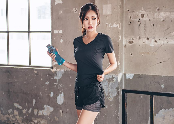 Park Da Hyun - Fitness Set (04407)