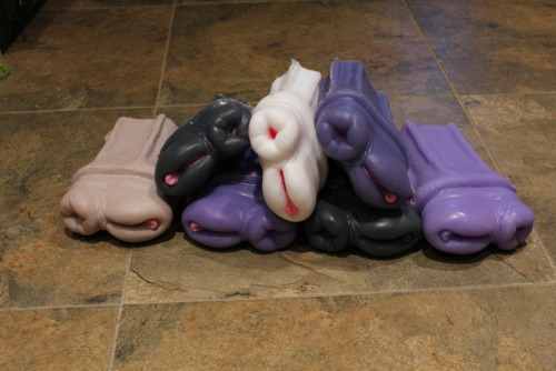 Sex dirtyhorsetoys:  Got a batch of silicone pictures