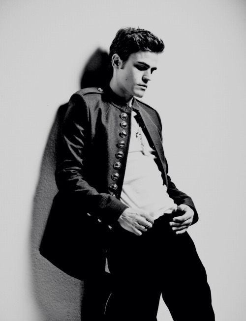 Paul Wesley - Page 2 Tumblr_nwx50aOUvu1rwpsxvo2_500