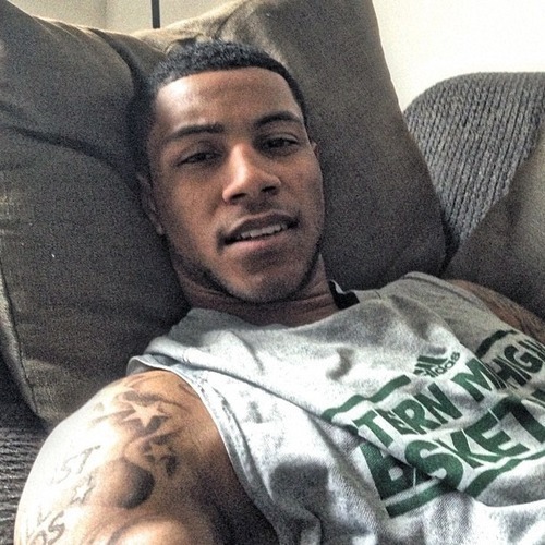 niggacrusheveryday:  http://niggacrusheveryday.tumblr.com 