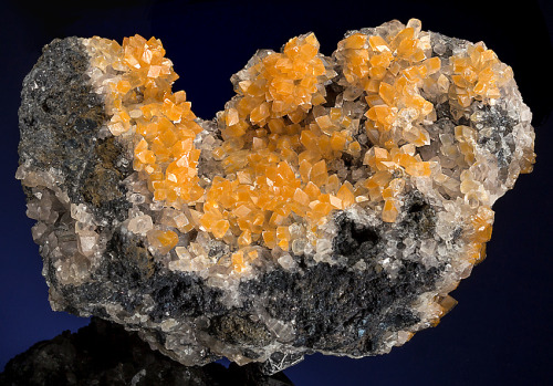 Cadmian Smithsonite - Tsumeb Mine, Tsumeb, Otjikoto Region, Namibia