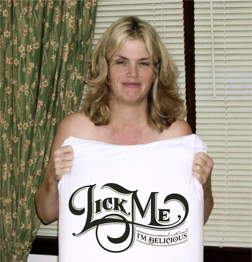 nudepatty:  LICK ME, I’M DELICIOUS (it’s true) Hi! GOOD MORNING!!! I just love