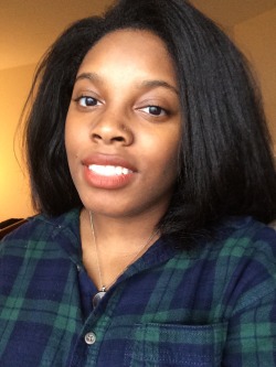 itsbscott:Another selfie to celebrate my melanin! 😘
