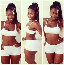 dkpv6932:  Bria Myles  