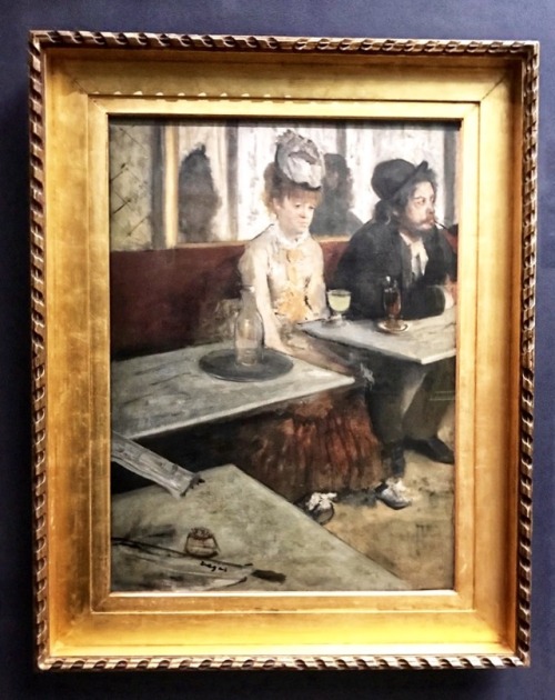 Le Buveur d'absinthe, Édouard Manet, Musée d'Orsay, Paris, 2018.Is there a better illustration of sh