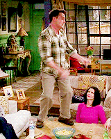 jutcherson:    Fangirl Challenge | [2/10] Male characters → Chandler Bing (Friends)