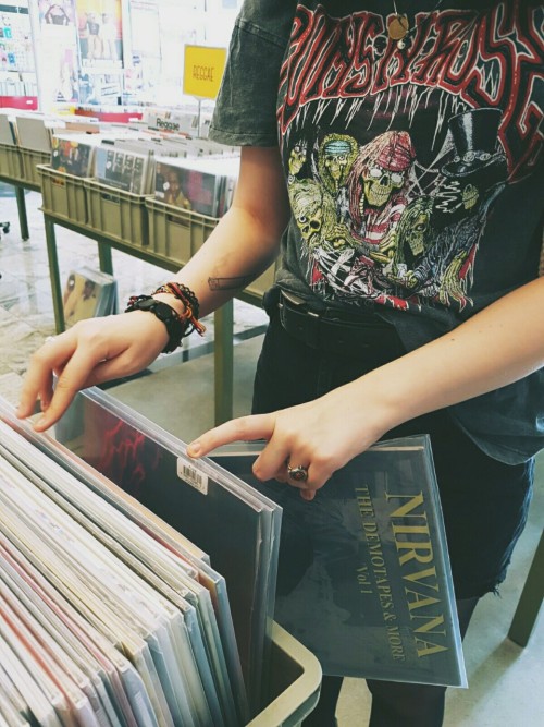 annamarydelrey:  find me in the recordstore