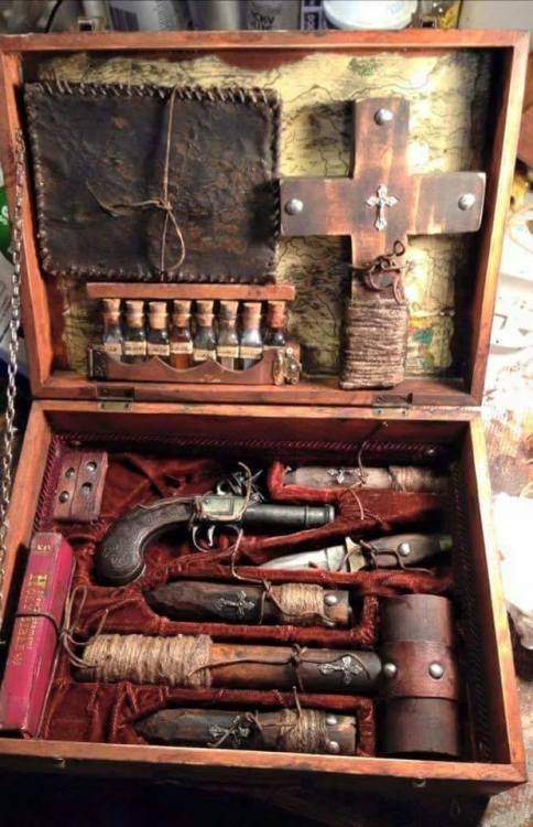 ancientorigins:19th Century Vampire Hunting Kit.