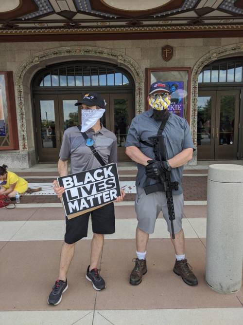 pinetreeanarchism:  Friday June 5th. South Bend Indiana.Armed minorities are harder to oppress.
