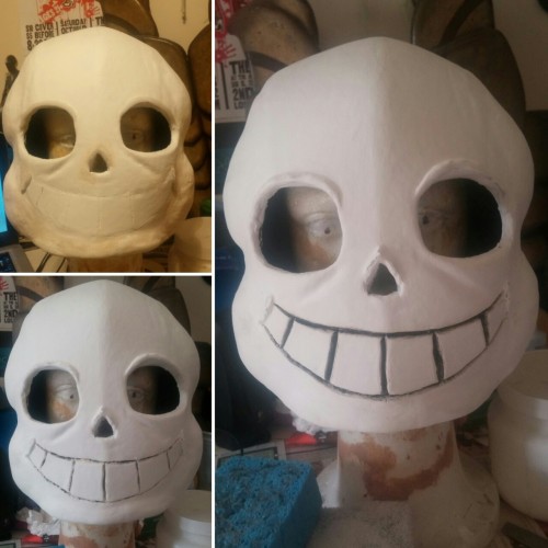 People seem to be enjoying Papyrus sooo here, I&rsquo;m making Sans, too. :) Process was very simila