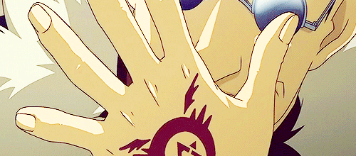 itoshisae:   Fullmetal Alchemist: Brotherhood Meme [&frac12;] Two Outfits ♦
