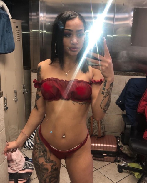 stripper-locker-room:  https://www.instagram.com/lady_lavvii/