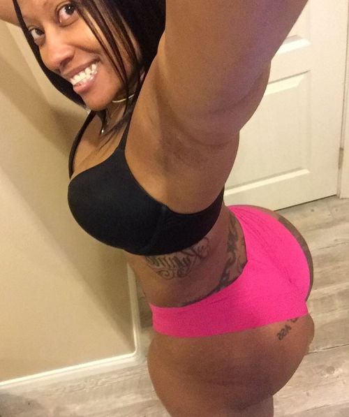 Say Cheese Connectpal.com/Darealcherokeedass #Darealcherokeedass #cherokeedass #meanasscuff #natural