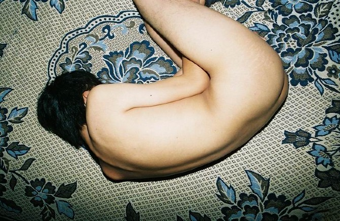sobbingangel:  Ren Hang