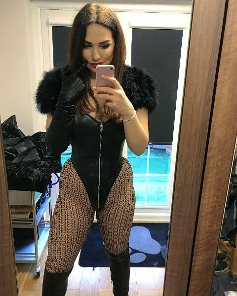 alexrumlexa: Goddess Serena…beauty in gloveshttps://twitter.com/gynarchygoddess/status/1091352000070107136?s=19  https://www.instagram.com/p/Btb2BFPBb6m/?utm_source=ig_tumblr_share&igshid=153l1zmisd3y2 