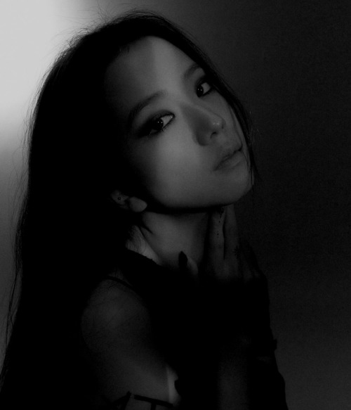 Jisoo Halloween Layouts