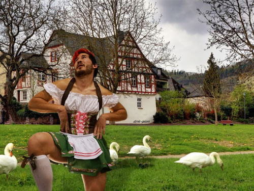 dork-iplier:  Mark in the beautiful German countryside
