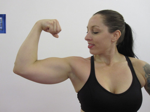 musculargoddesses:  Mistress Kara porn pictures