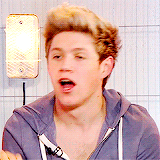   @NiallOfficial: Guess what Im doin today?@NiallOfficial: absolutely nothing  